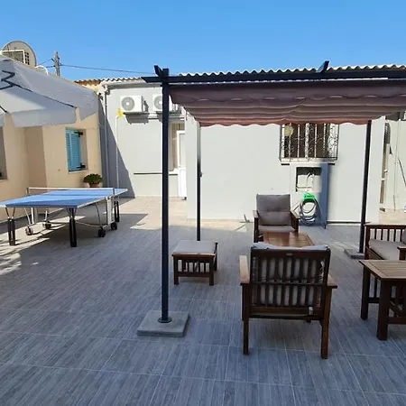 Thalia's House, Private By The With Sea View *