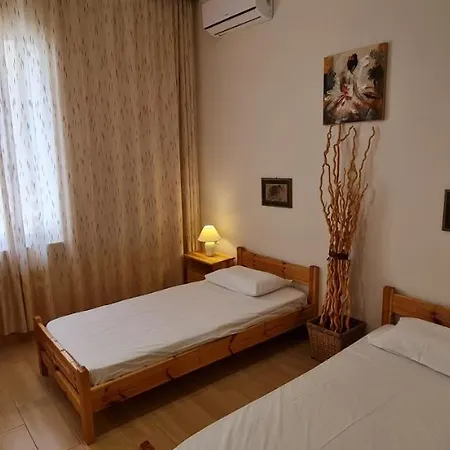 Thalia's House, Private By The With Sea View Дом отдыха