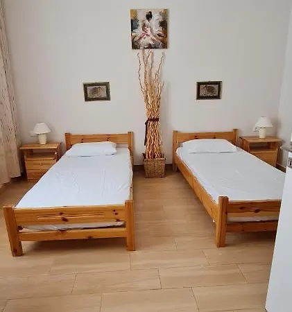 Thalia's House, Private By The With Sea View * ハニア