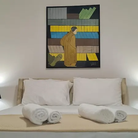 Thalia's House, Private By The With Sea View Ханья