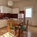 Hébergement de vacances Thalia's House, Private By The With Sea View