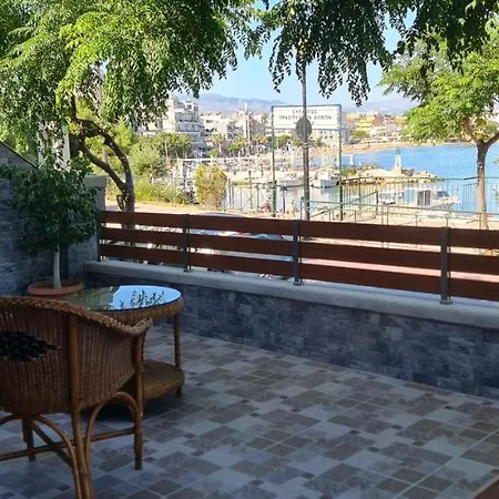 Vakantiehuis Thalia's House, Private By The With Sea View