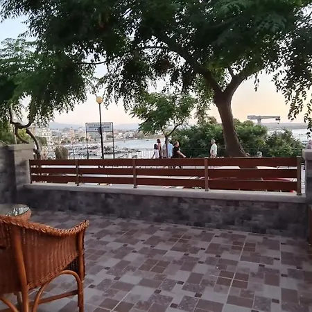 Thalia's House, Private By The With Sea View