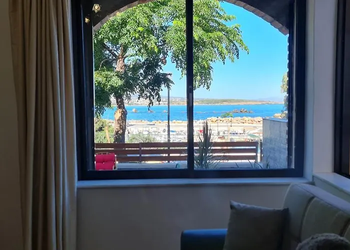 Thalia's House, Private By The With Sea View Holiday home