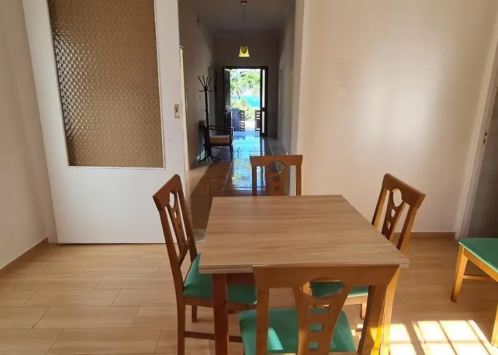 Thalia's House, Private By The With Sea View * Chania (Crete)